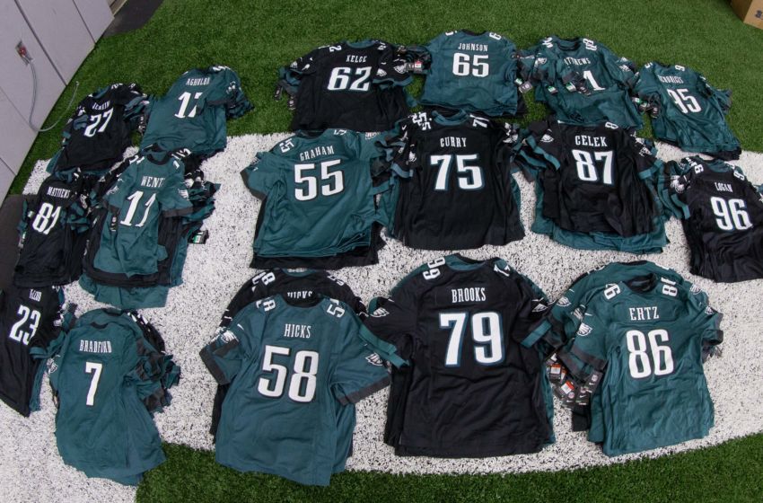 Philadelphia Eagles to wear slightly modified uniforms in 2017
