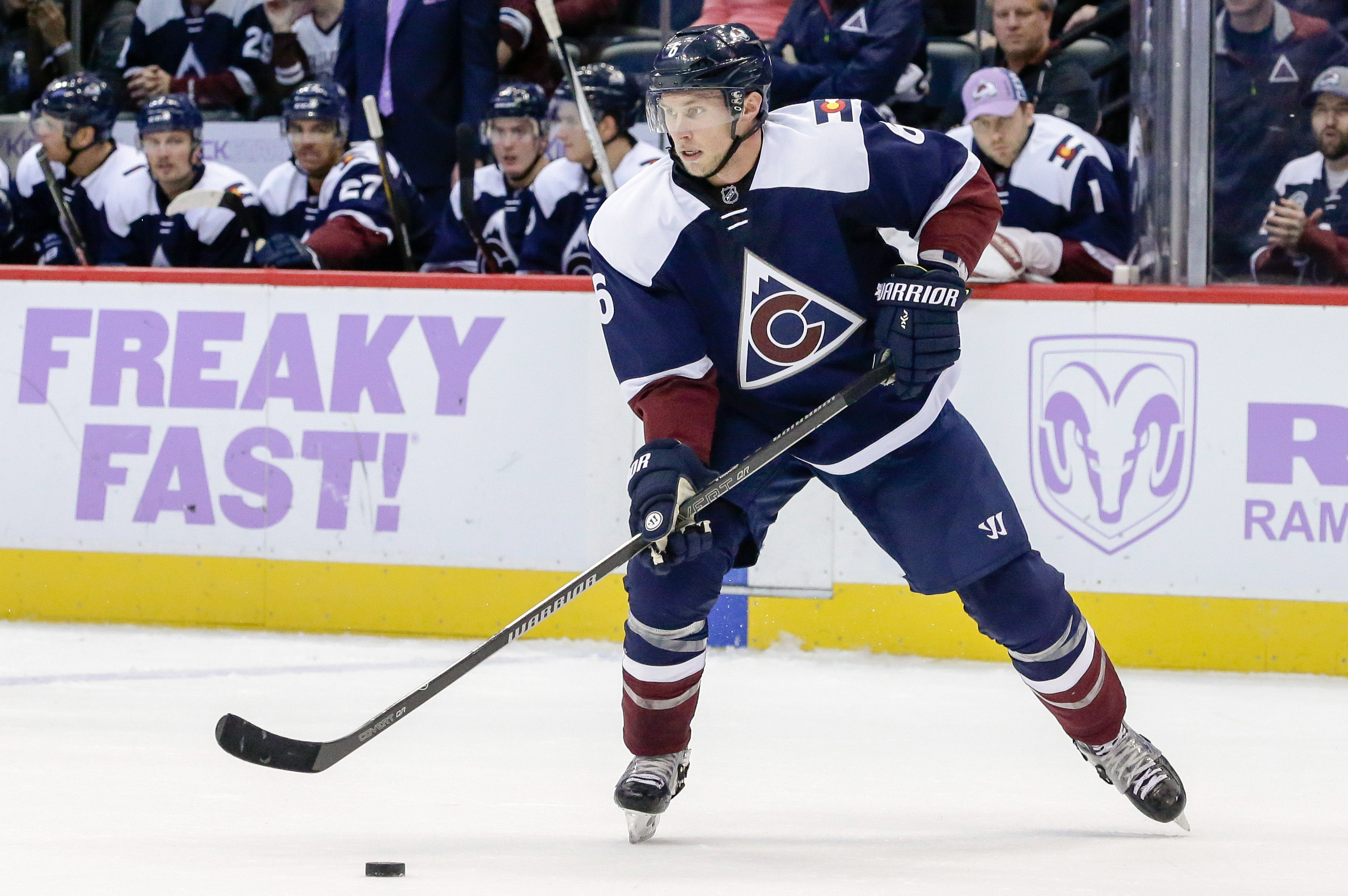 Colorado Avalanche's rumored 2016 NHL Stadium Series jersey