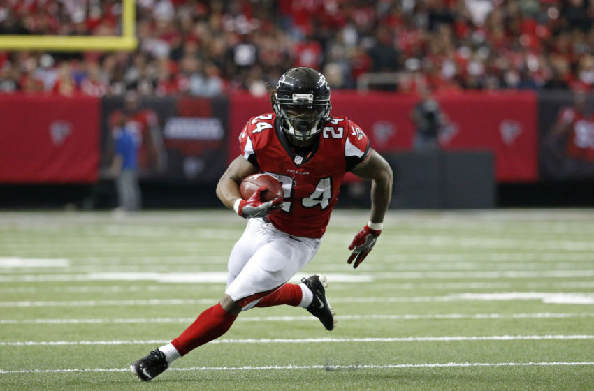 NFL: Arizona Cardinals at Atlanta Falcons