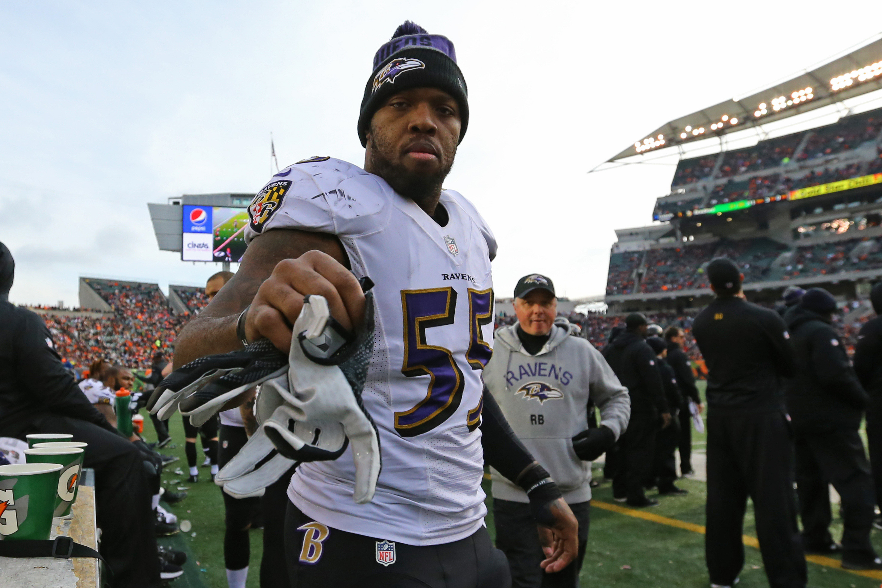 Baltimore Ravens Must Improve In The Pass Rush Department - The Ebony Bird