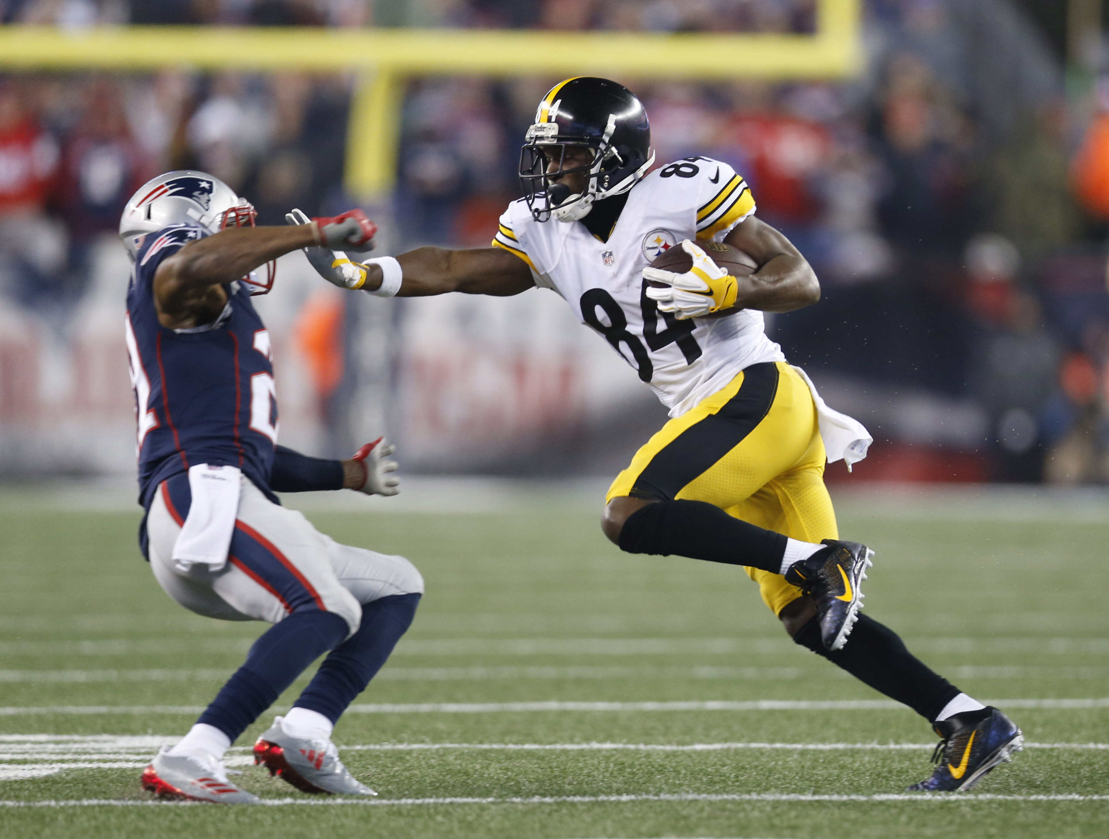 The NFL Buzz: Martavis Bryant still waiting on the NFL