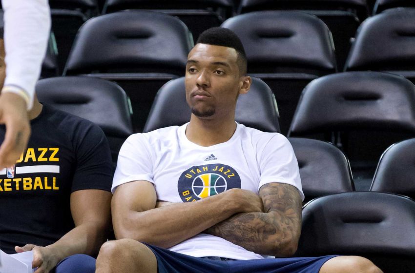 9910241-nba-minnesota-timberwolves-at-ut