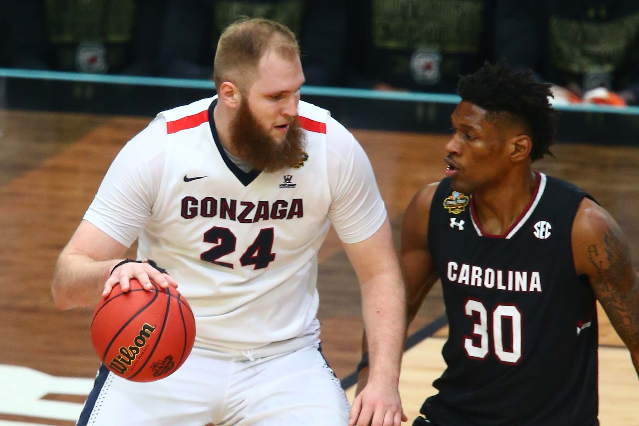 Gonzaga star Przemek Karnowski leaves Final Four with eye ...