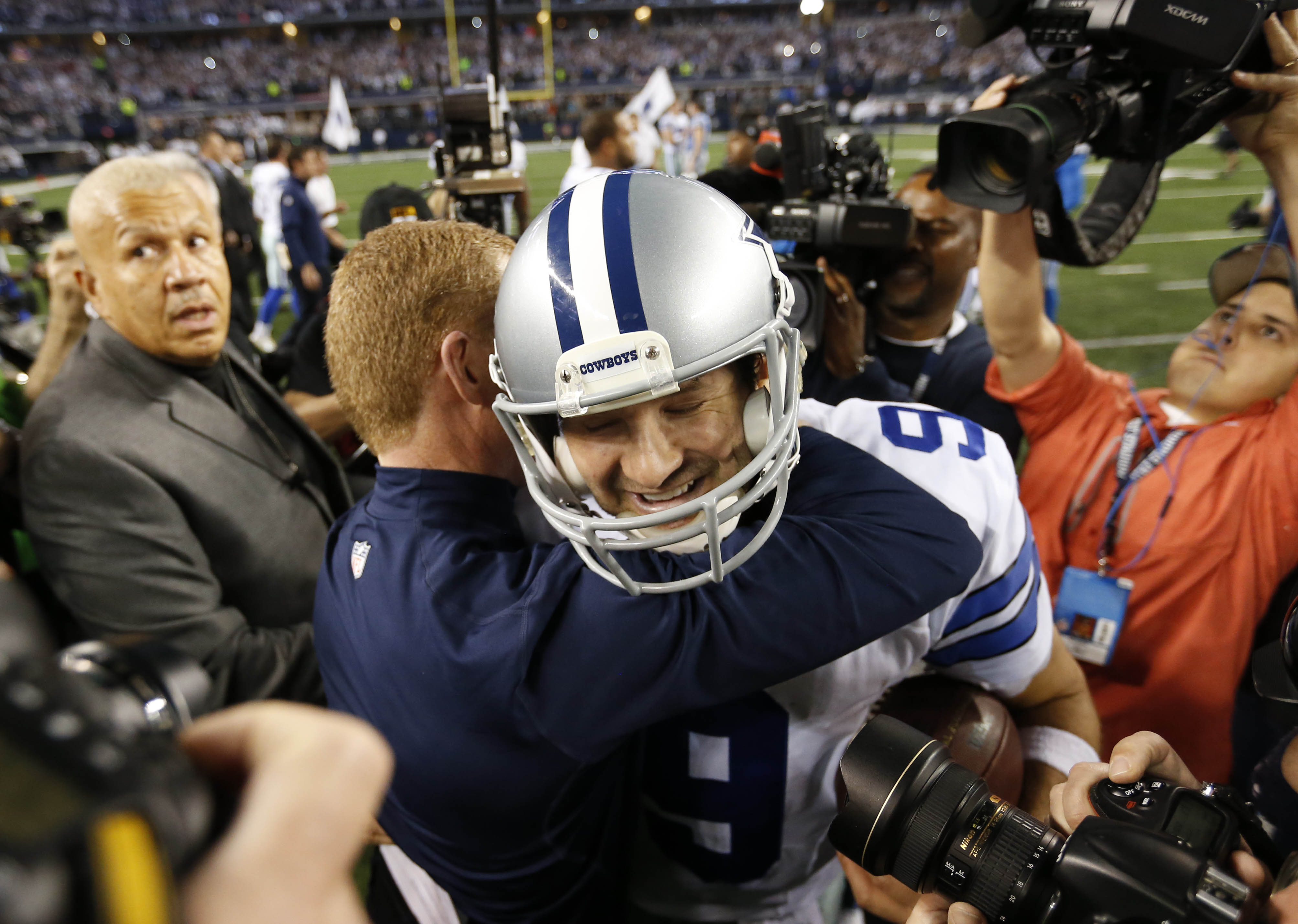 Tony Romo, Cowboys rally past Lions in wild card thriller – The