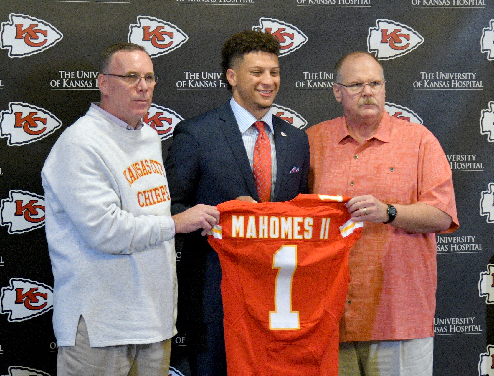 Patrick Mahomes begins pro career at Chiefs rookie minicamp1677 x 1277