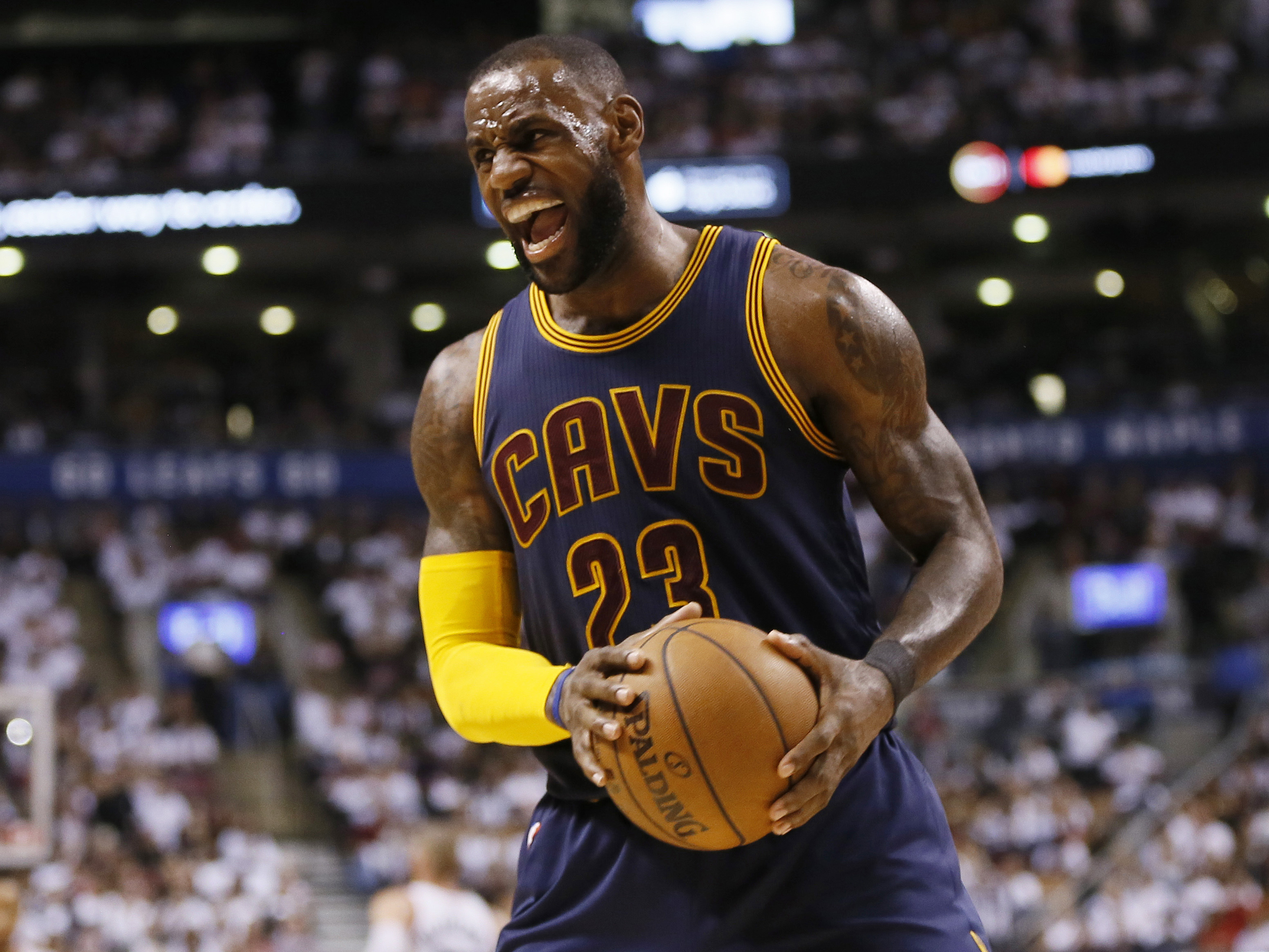 LeBron James is dominating Father Time, unlike we've ever seen before