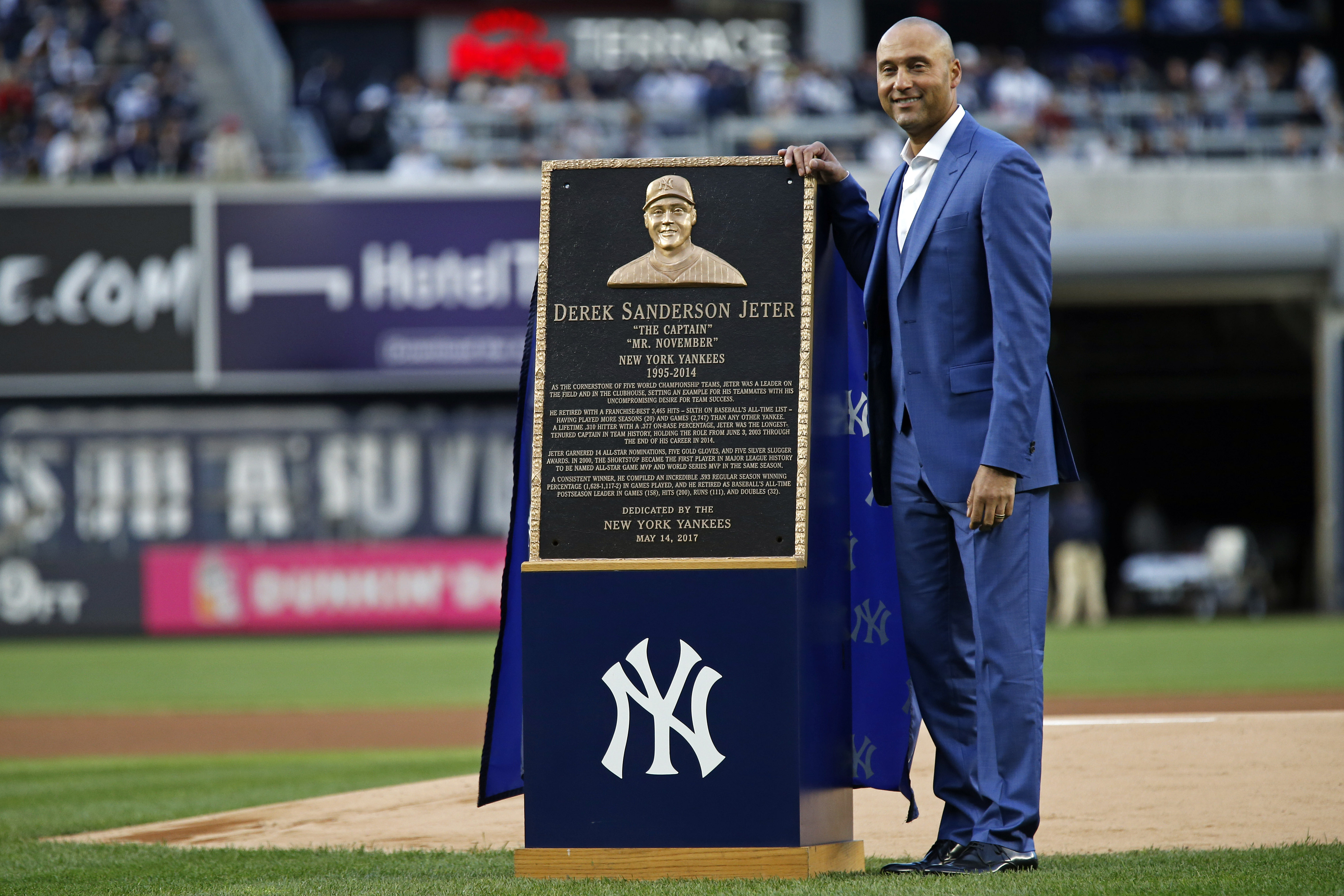 Watch Derek Jeter get his number retired by the Yankees (Video)